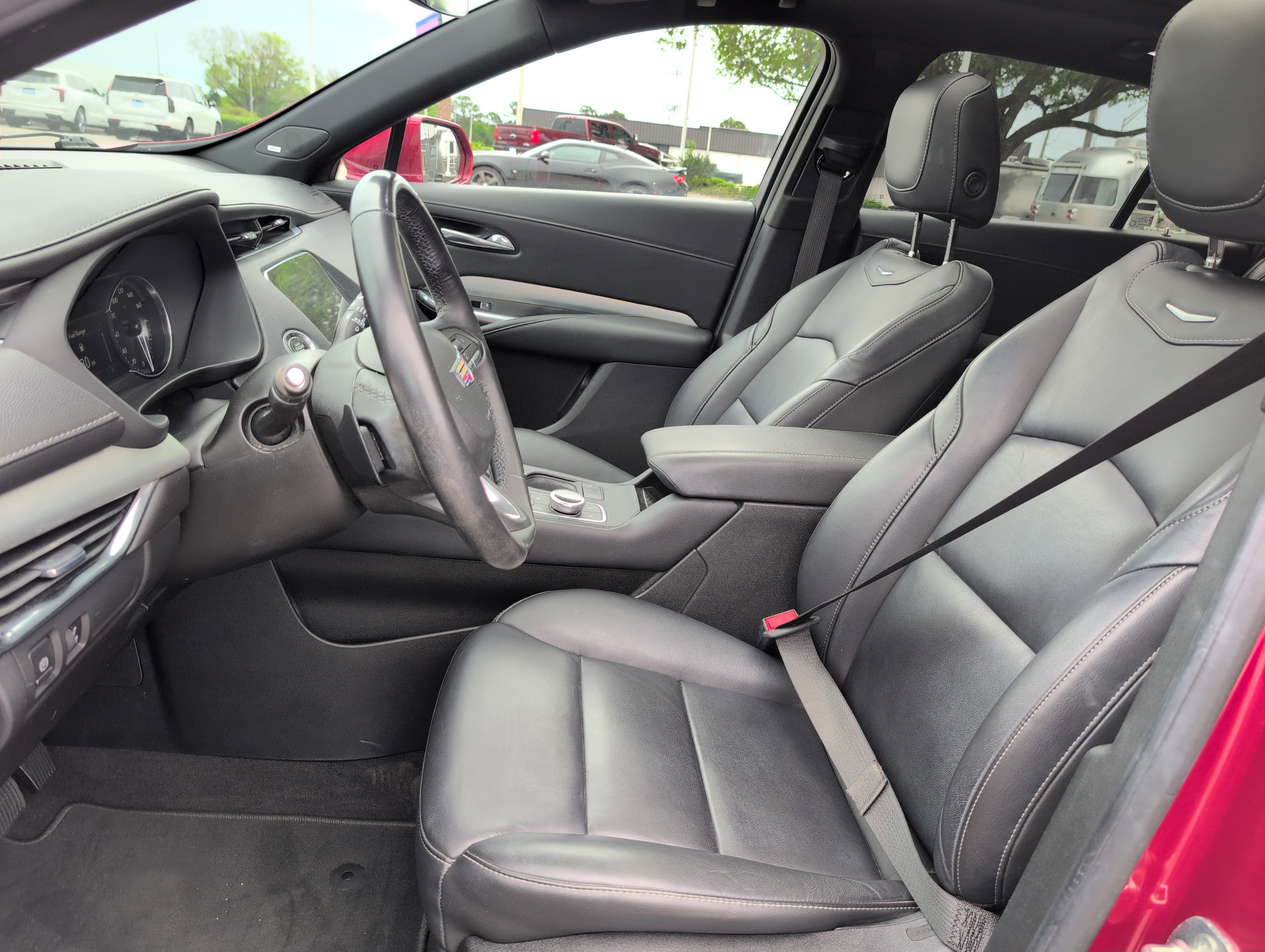 Used 2020 Cadillac XT4 Premium Luxury w/ Driver Awareness Package FWD image 14