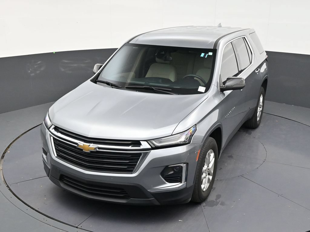 Used 2023 Chevrolet Traverse LS FWD image 19