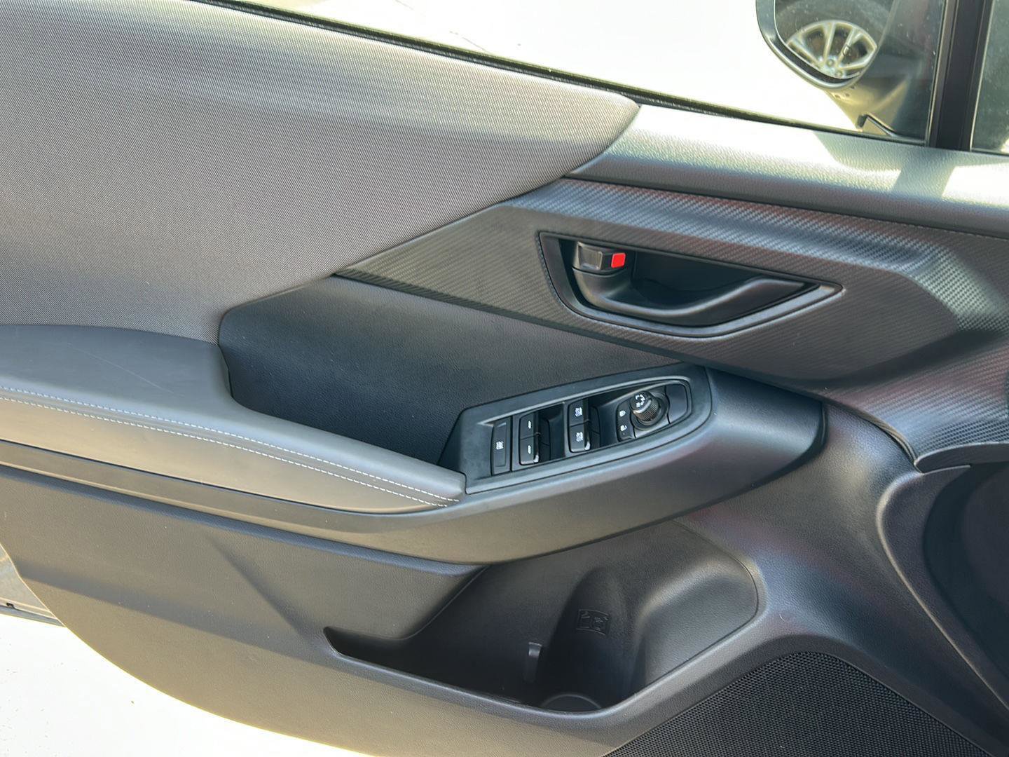 Used 2025 Subaru Crosstrek 2.0i Premium image 15