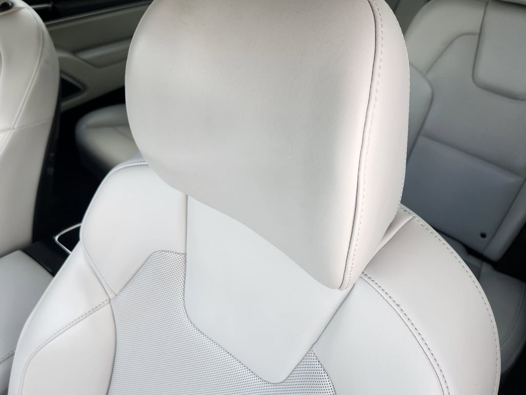 Used 2025 Kia Telluride S image 14