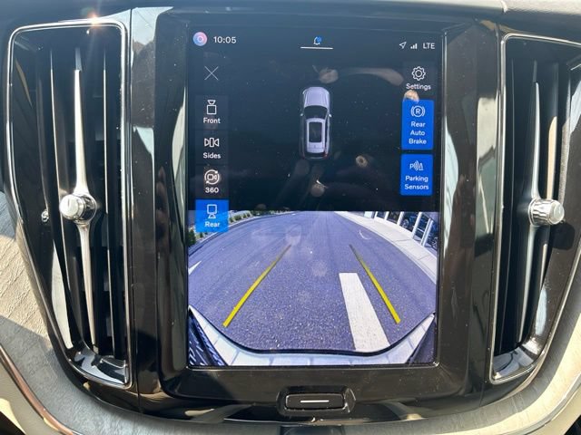 Certified 2023 Volvo XC60 B5 Plus w/ Climate Package AWD/4WD image 25