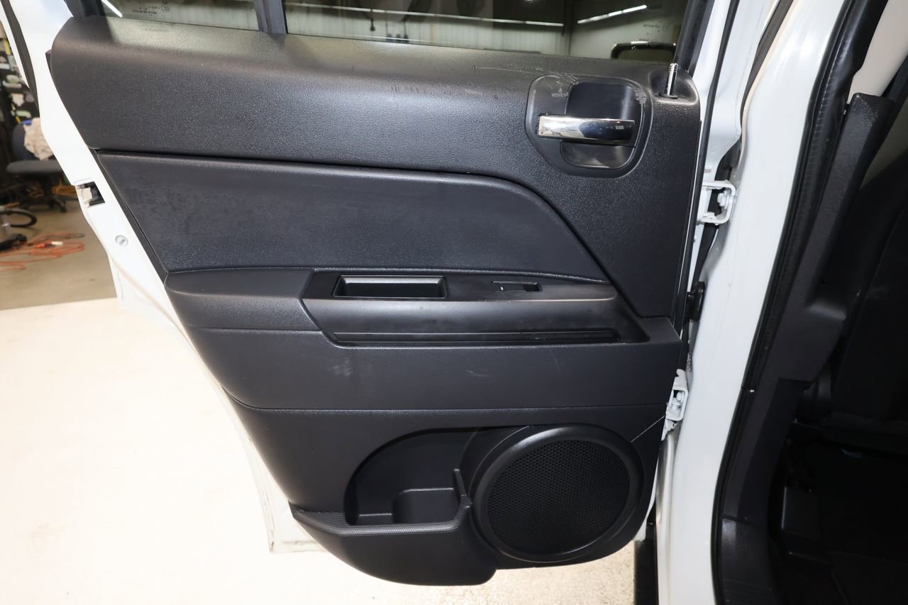 Used 2015 Jeep Patriot Sport w/ Power Value Group FWD image 11