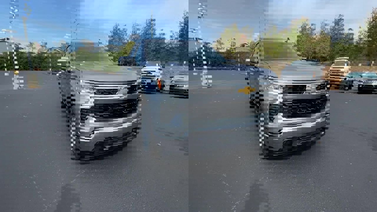 New 2025 Chevrolet Silverado 1500 LT image 3