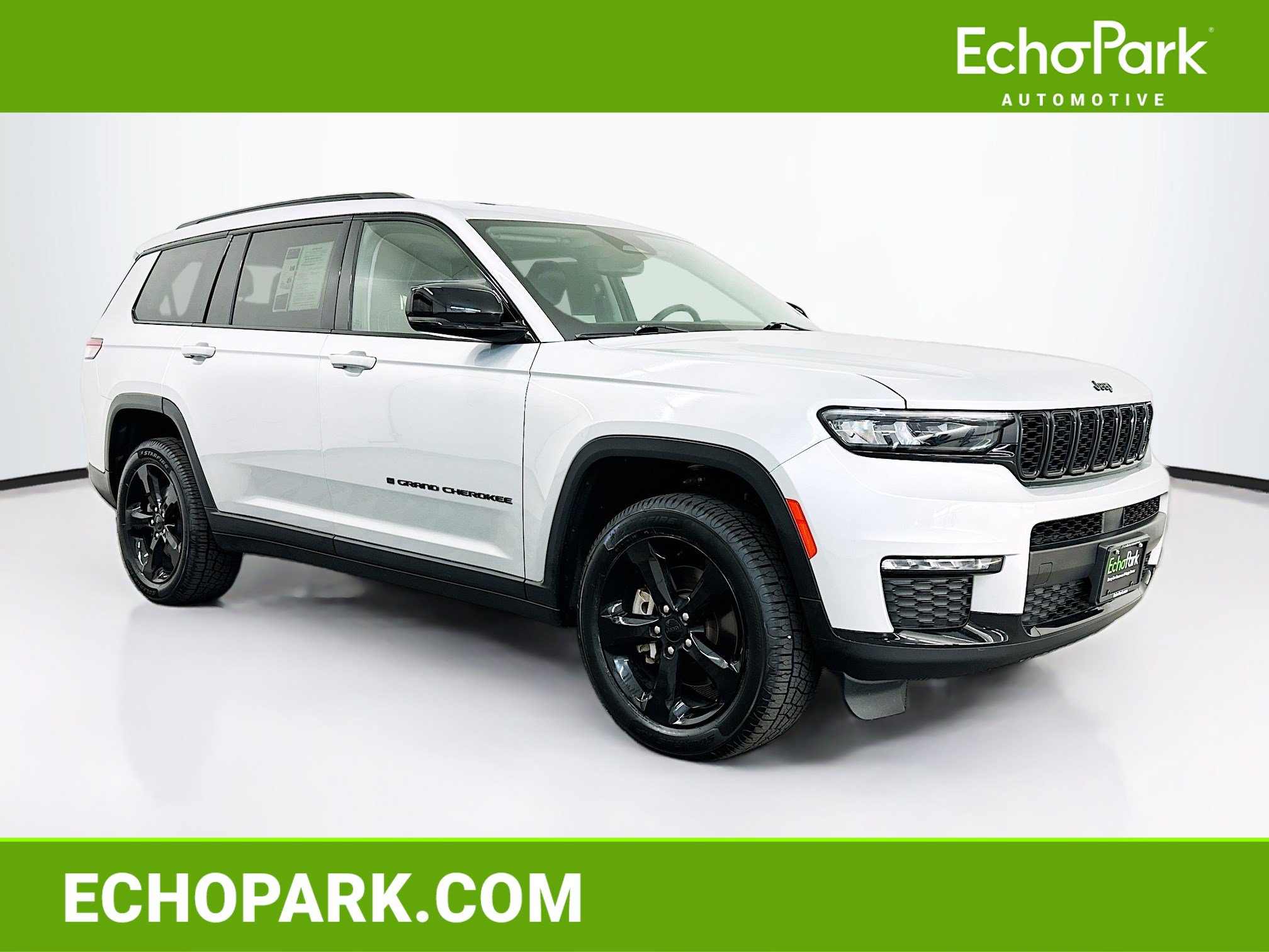 Used 2023 Jeep Grand Cherokee L Limited w/ Black Appearance Package AWD/4WD image 1