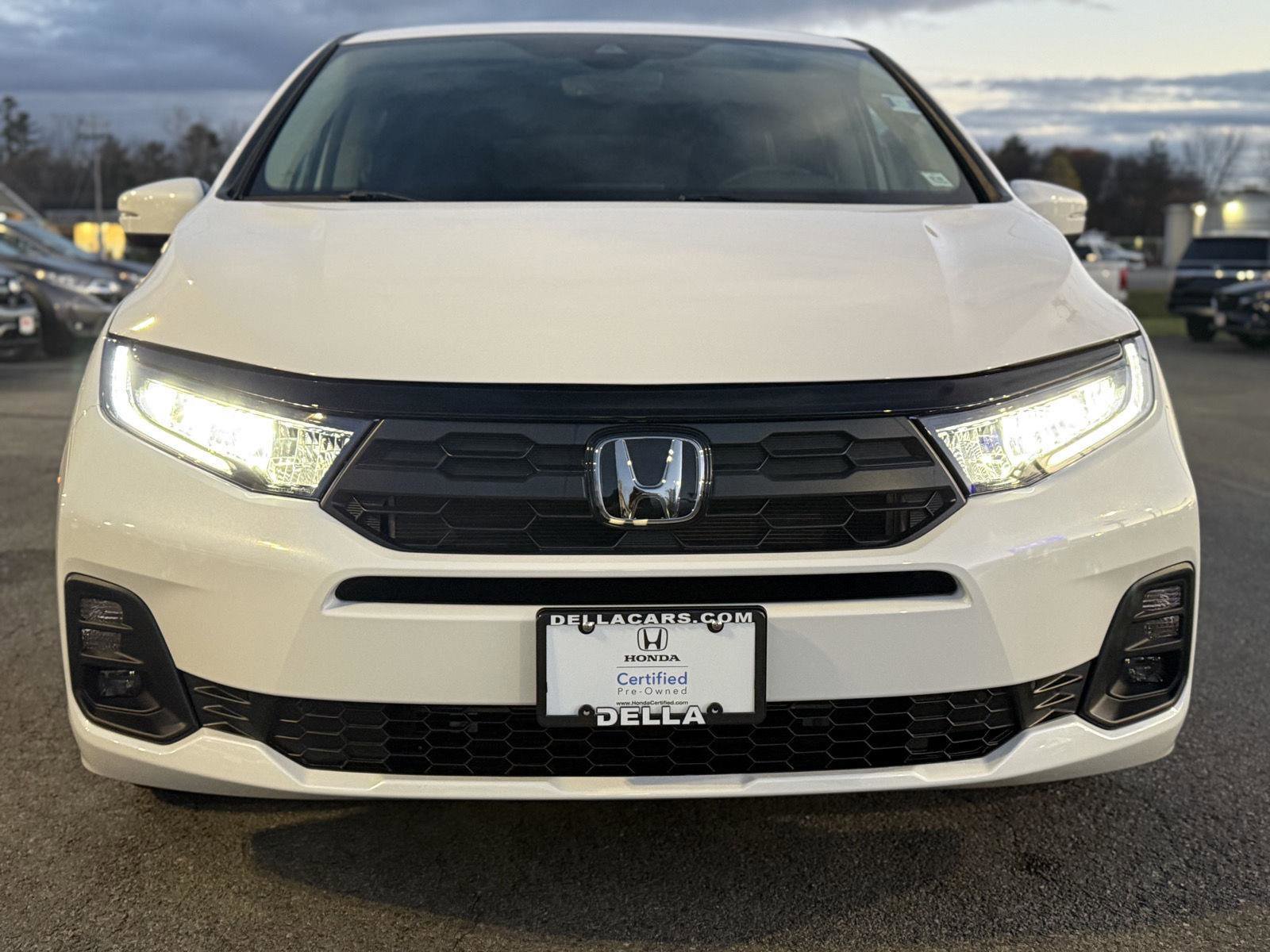 Certified 2026 Honda Odyssey EX-L image 2