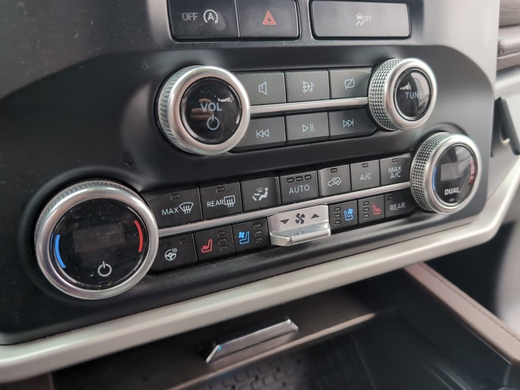 Used 2024 Ford Expedition Limited image 29