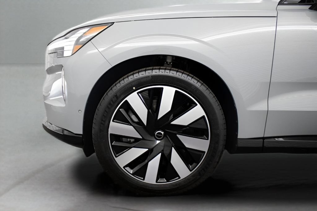 New 2025 Volvo EX90 Ultra AWD/4WD image 6