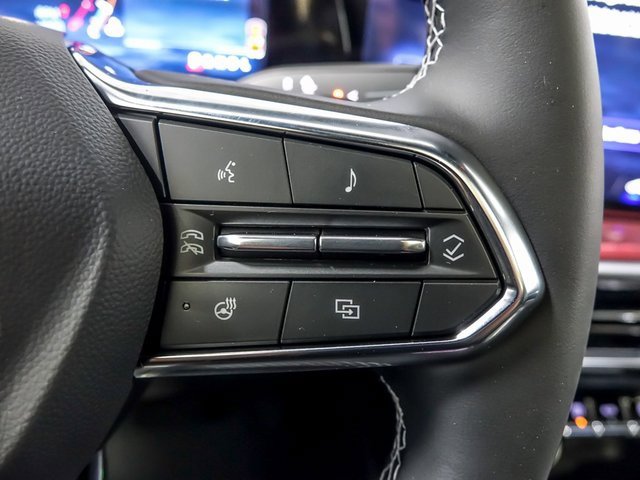 New 2026 Chevrolet Traverse Z71 w/ LPO, Floor Liner Package image 15