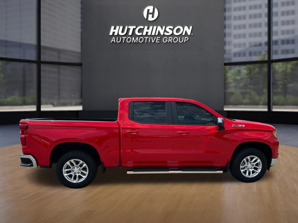 Used 2022 Chevrolet Silverado 1500 LT AWD/4WD image 8
