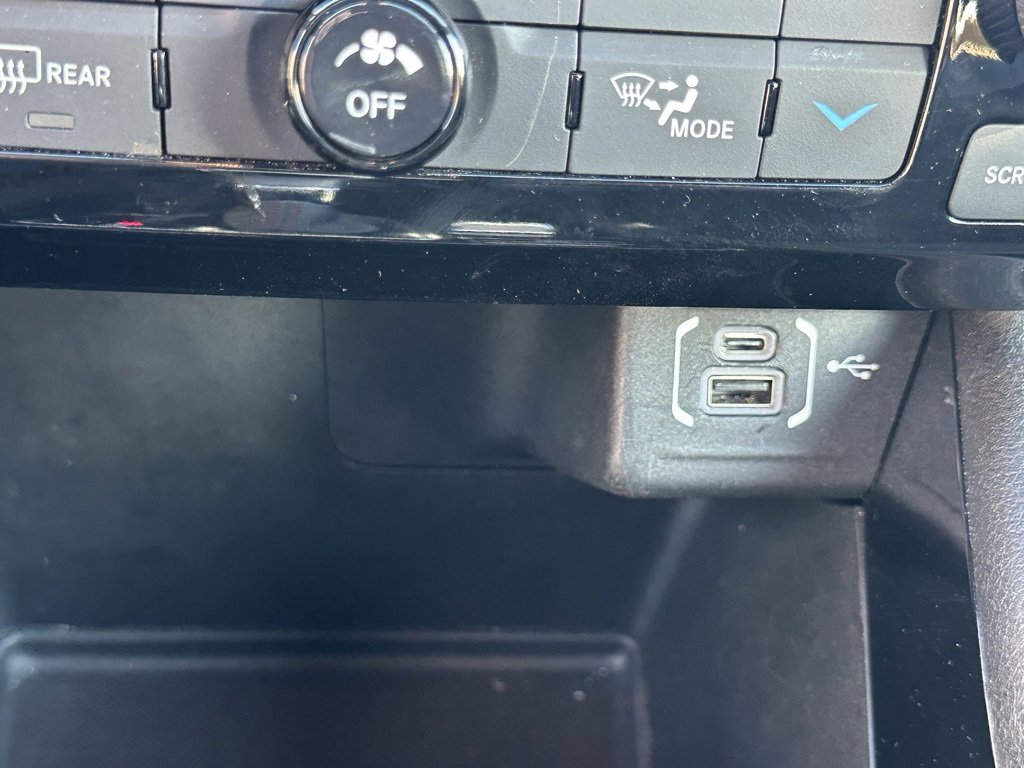 Used 2024 Jeep Compass Trailhawk image 27