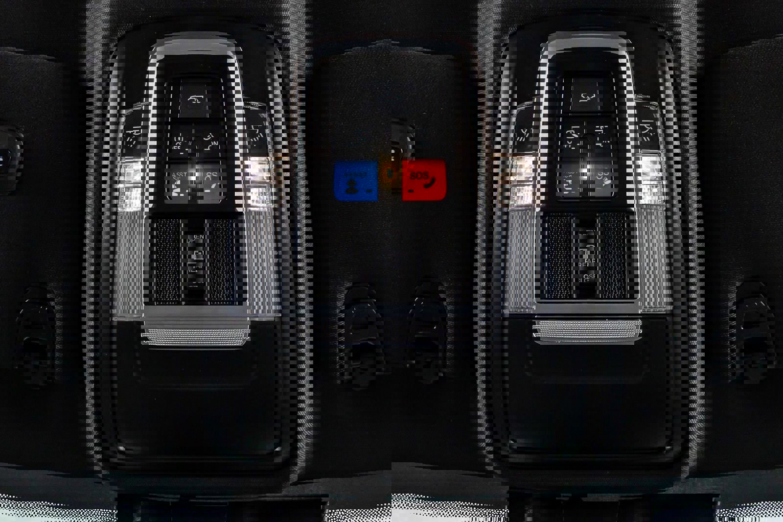 Used 2024 RAM 2500 Limited image 27