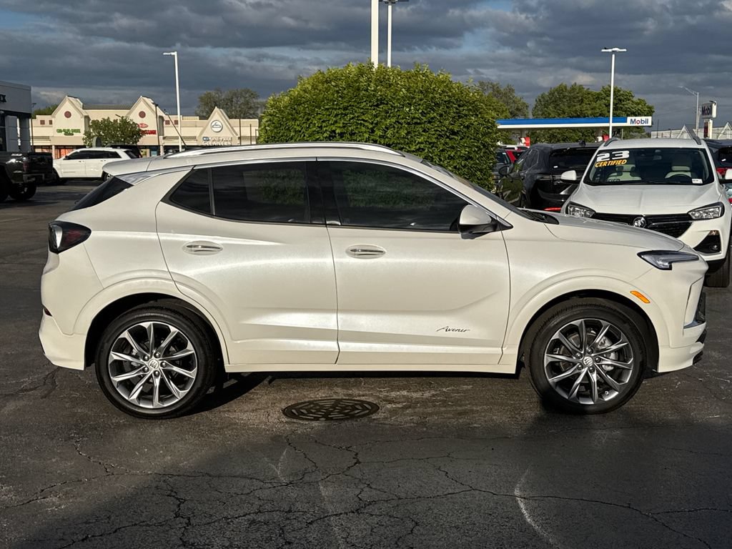Certified 2025 Buick Encore GX Avenir w/ Avenir Technology Package AWD/4WD image 11