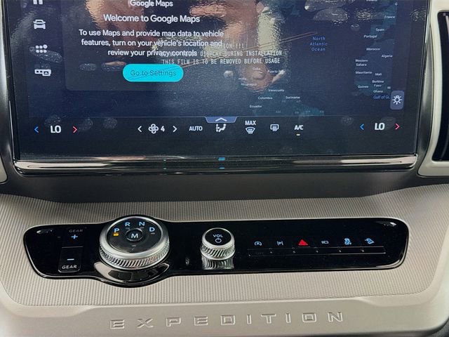 New 2025 Ford Expedition Active image 16