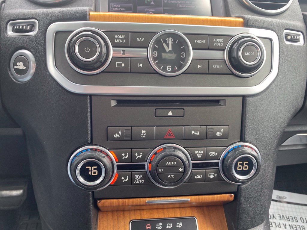 Used 2015 Land Rover LR4 HSE AWD/4WD image 19