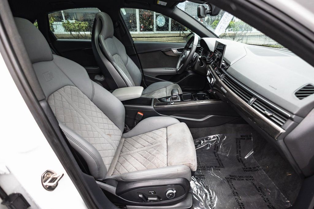Used 2022 Audi S4 Premium image 31