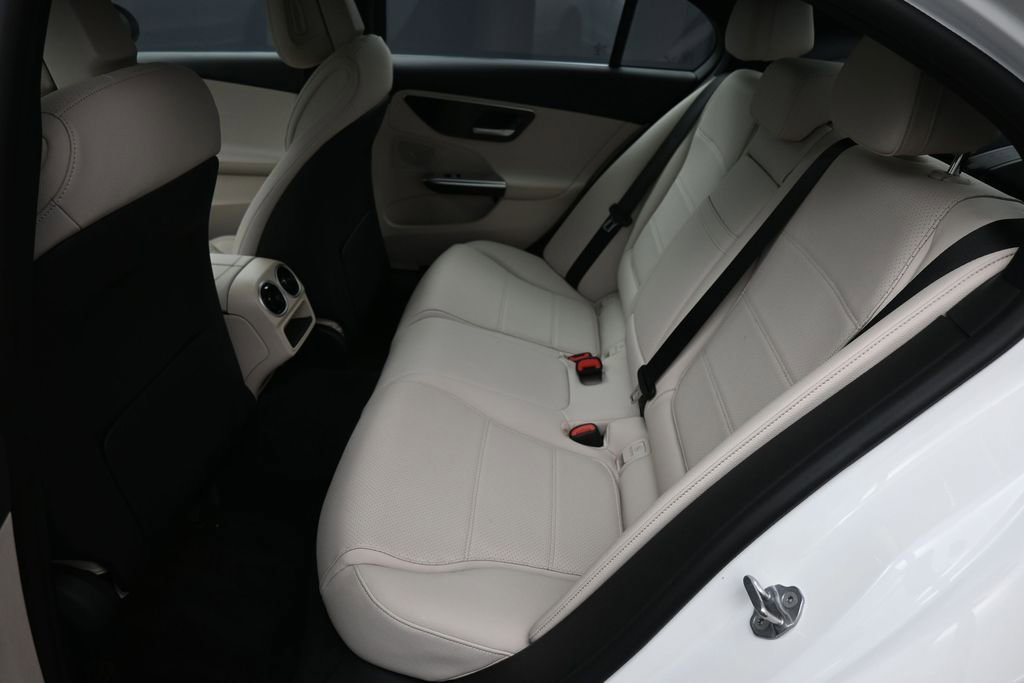 Used 2022 Mercedes-Benz C 300 4MATIC Sedan image 25