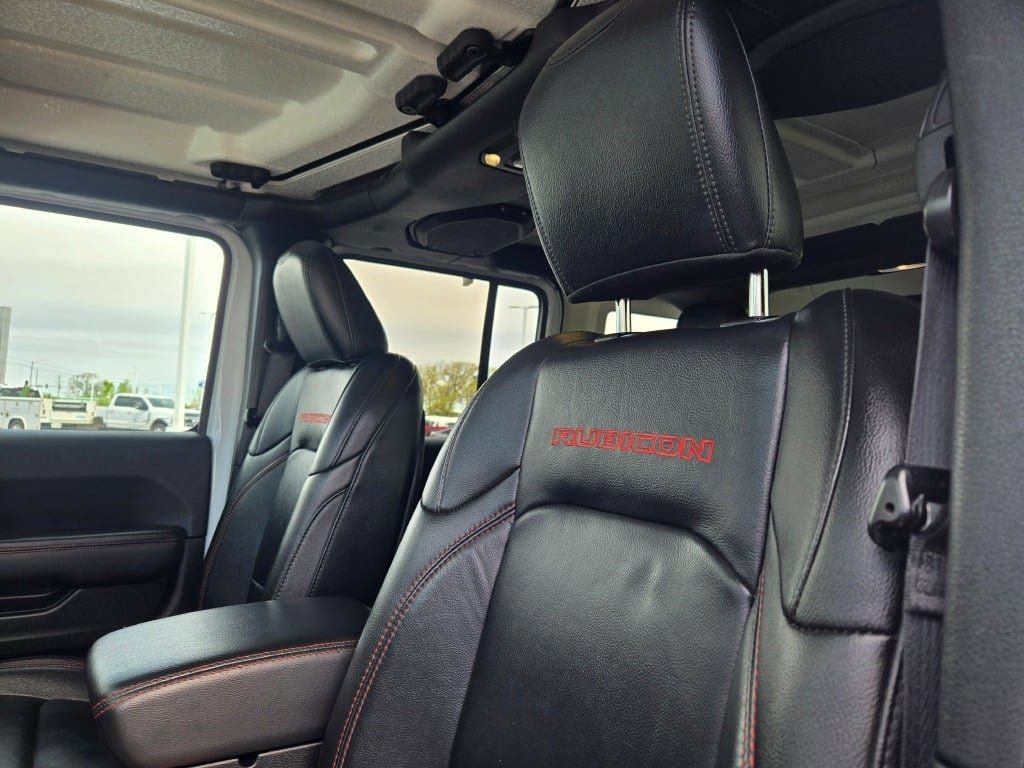 Used 2020 Jeep Wrangler Unlimited Rubicon AWD/4WD image 25