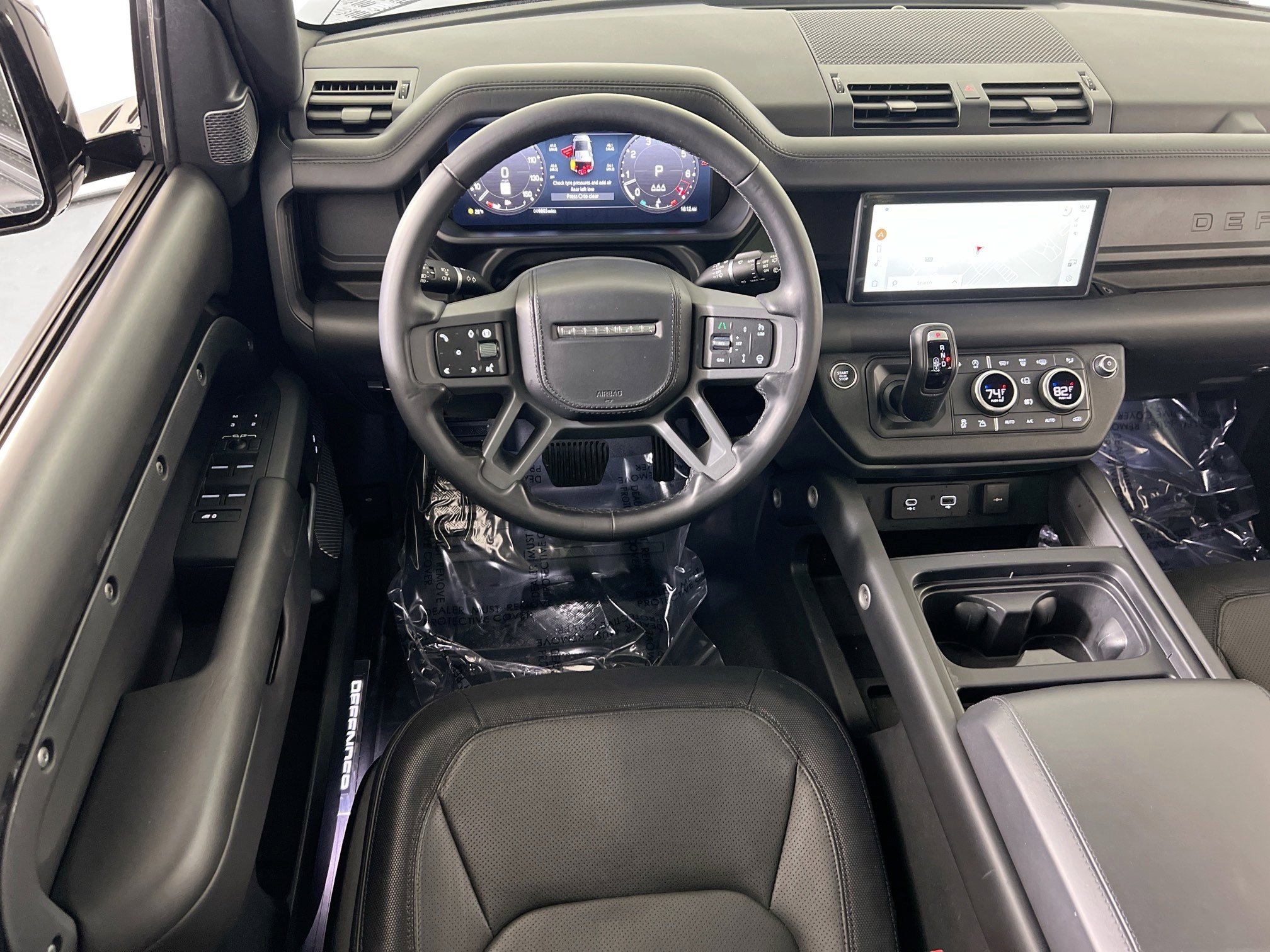 Used 2024 Land Rover Defender 110 X-Dynamic SE image 22