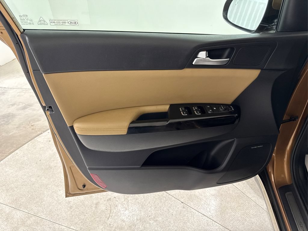 Used 2020 Kia Sportage SX FWD image 33