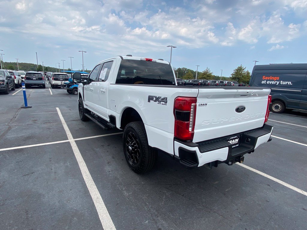 Used 2025 Ford F250 Lariat w/ Black Appearance Package AWD/4WD image 5