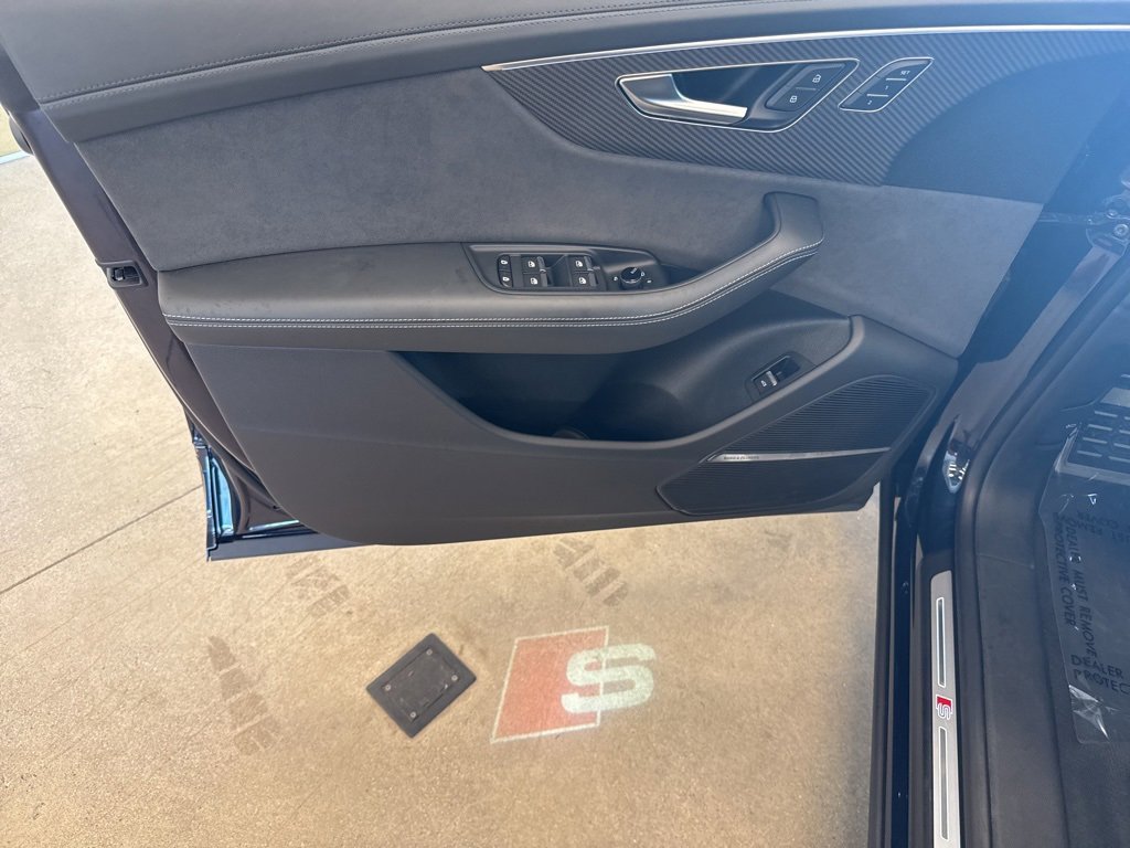 Used 2024 Audi SQ8 Prestige w/ Prestige Package image 15