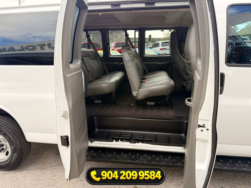 Used 2019 Chevrolet Express 3500 LT w/ LT Preferred Equipment Group RWD image 25
