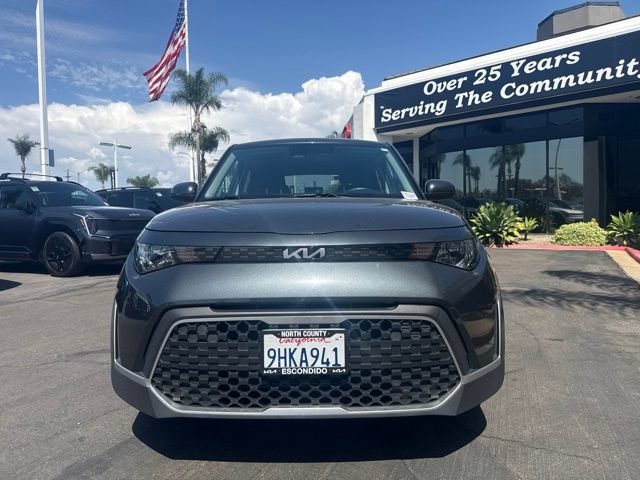 Certified 2023 Kia Soul LX FWD image 2