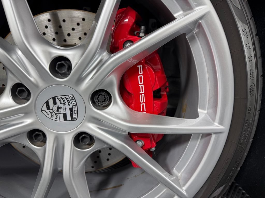Certified 2025 Porsche 718 Boxster S RWD image 19