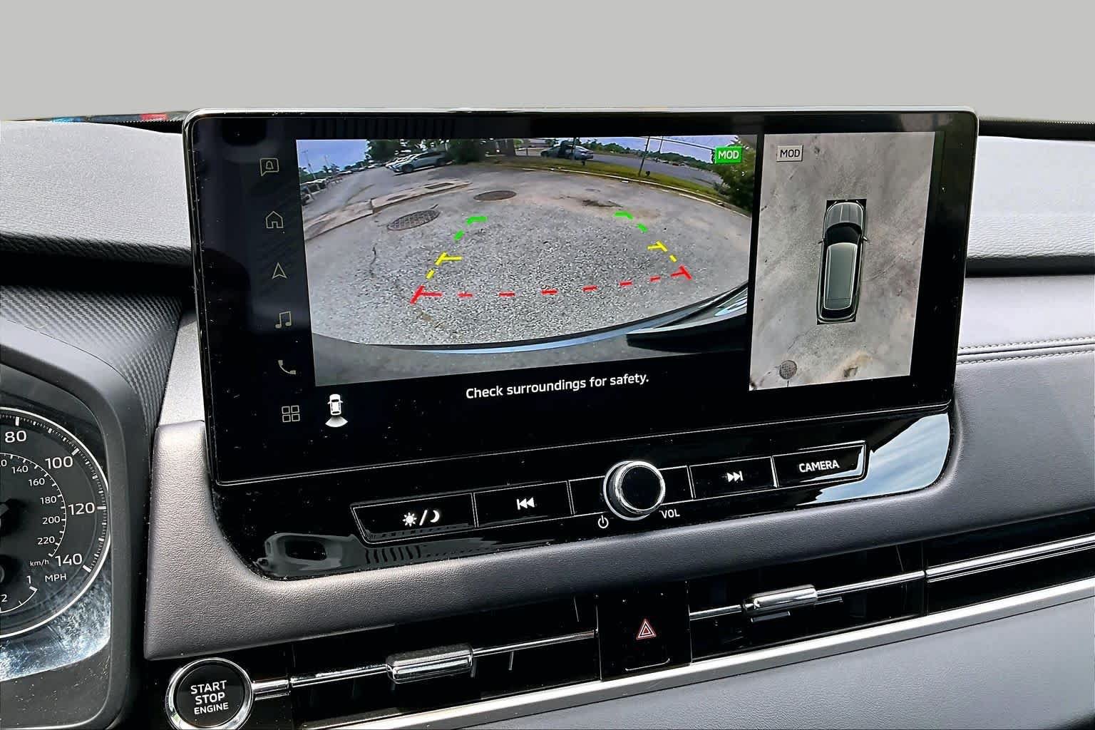 Used 2025 Mitsubishi Outlander SE AWD/4WD image 27