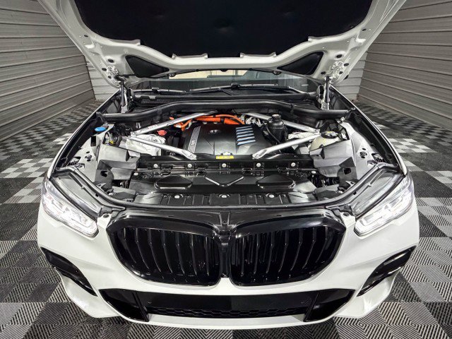Used 2022 BMW X5 xDrive45e w/ M Sport Package image 42