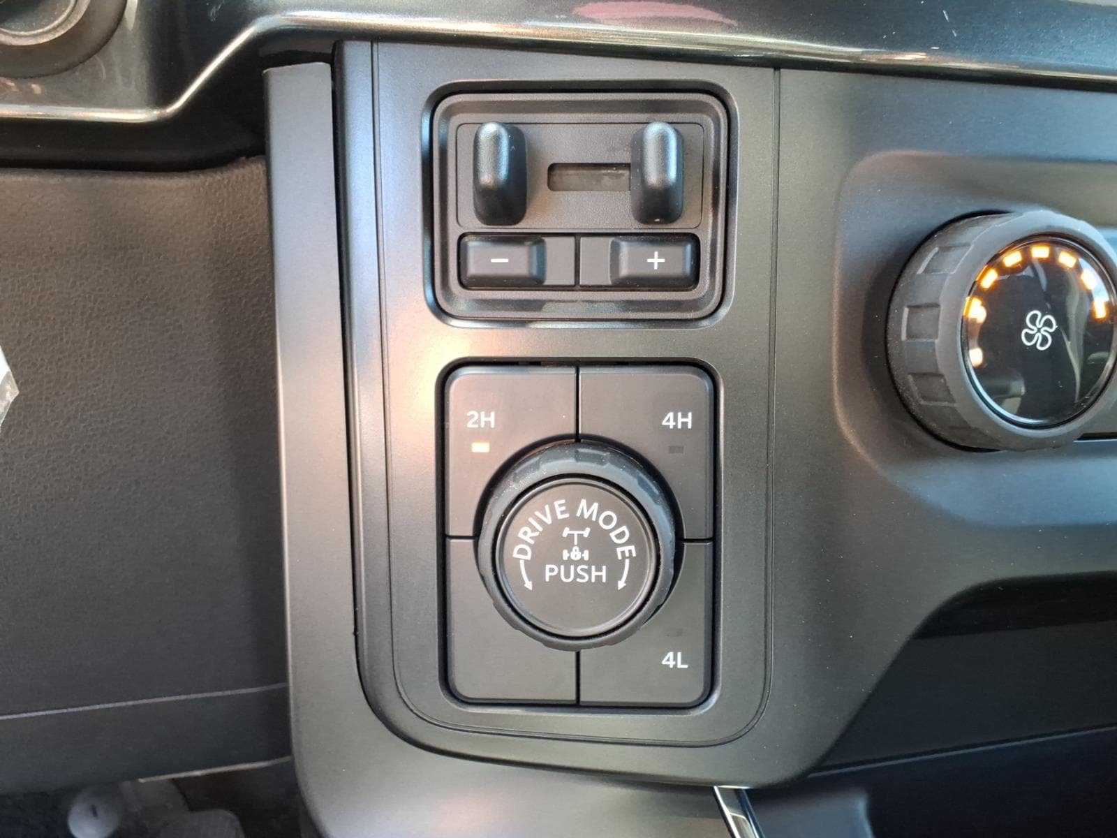 Certified 2021 Ford F150 XL w/ STX Appearance Package AWD/4WD image 19
