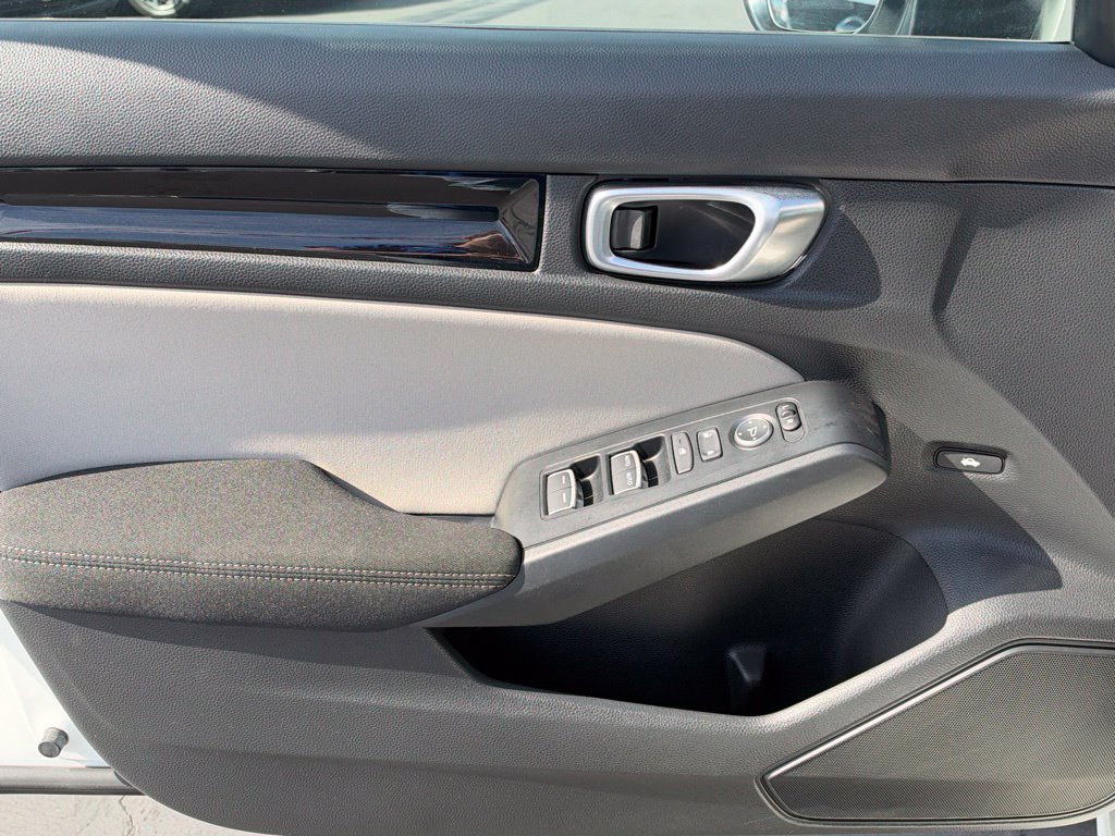 Used 2024 Honda Civic EX image 18