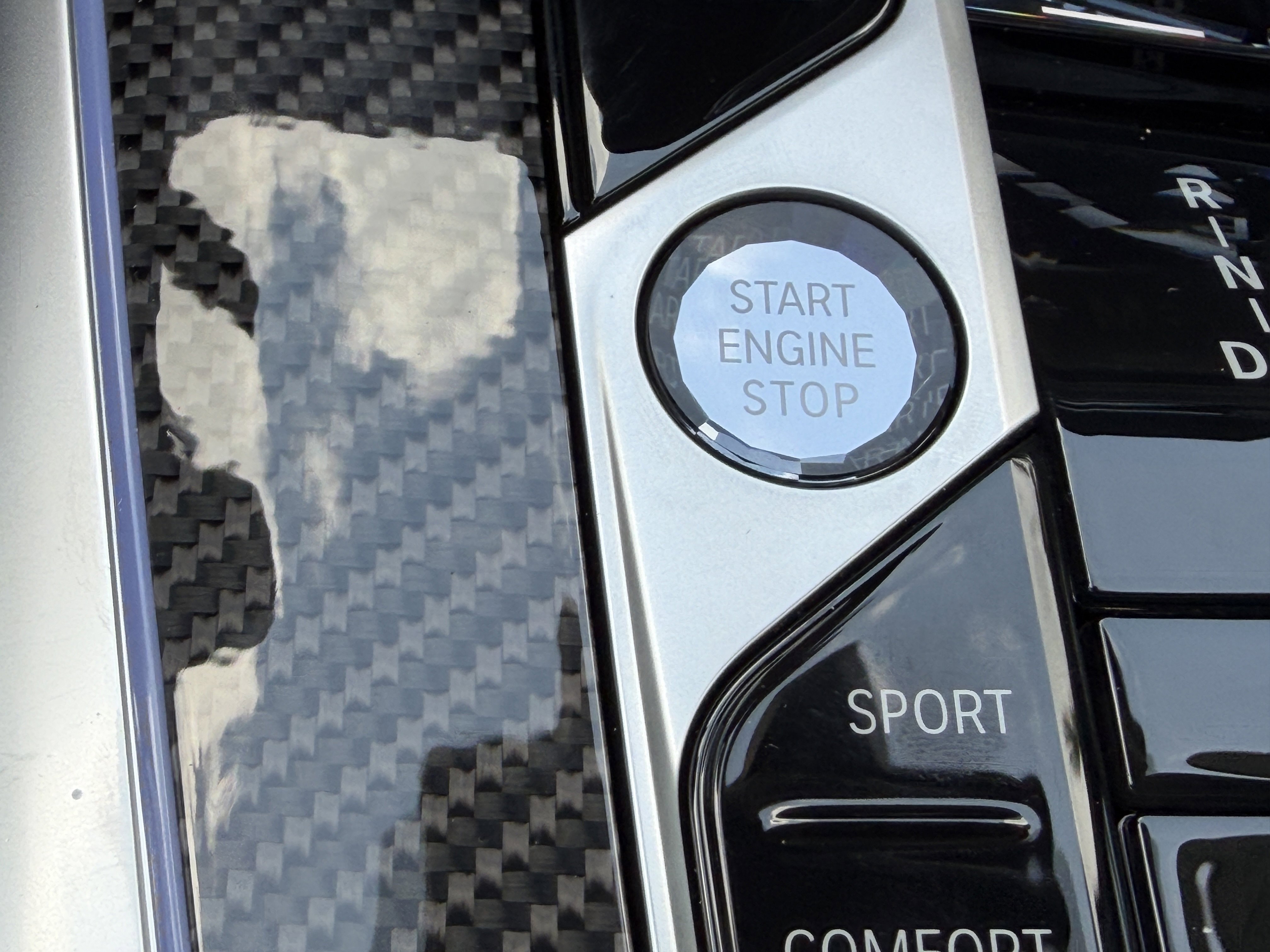 Used 2025 BMW X7 M60i AWD/4WD image 24