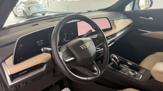 Certified 2024 Cadillac XT4 Luxury w/ Cold Weather Package AWD/4WD image 49