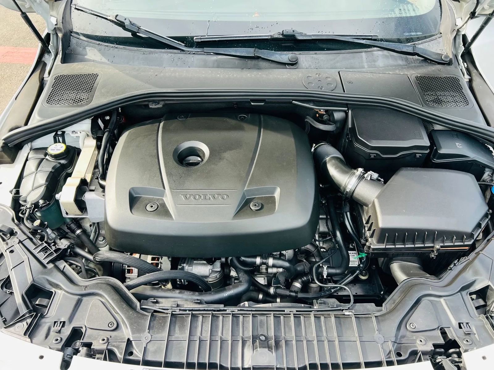 Used 2016 Volvo S60 T5 Premier image 17