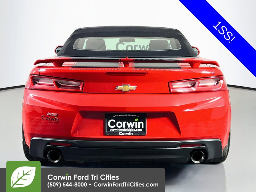 Used 2017 Chevrolet Camaro SS RWD image 13