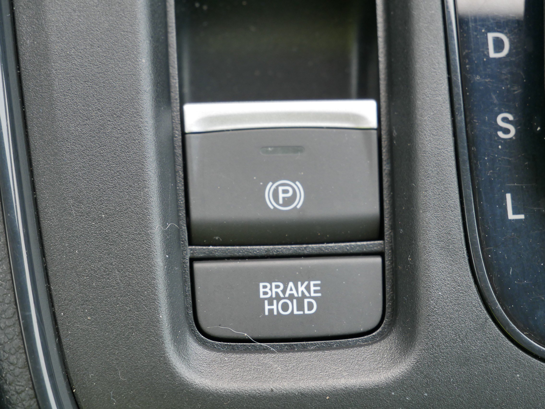Used 2024 Honda CR-V LX image 32