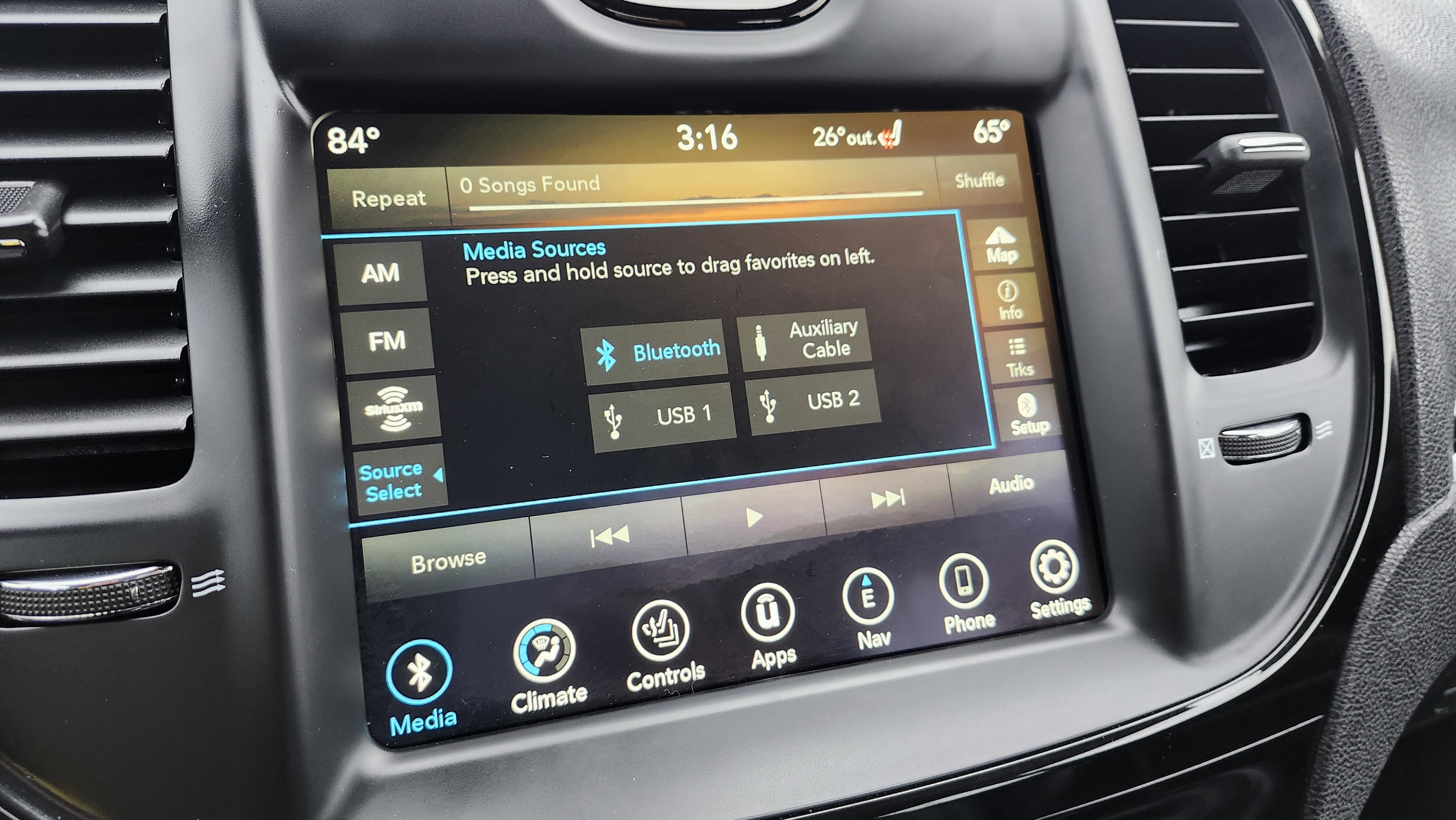 Used 2023 Chrysler 300 S image 8