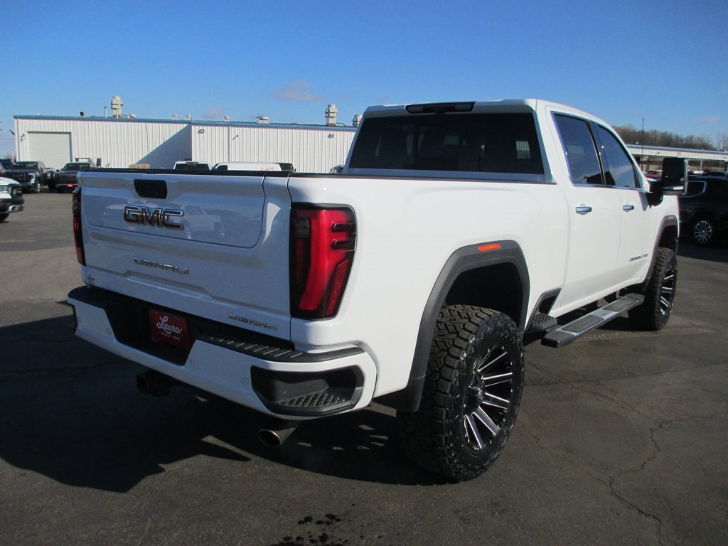 Used 2024 GMC Sierra 3500 Denali w/ Denali Reserve Package image 6