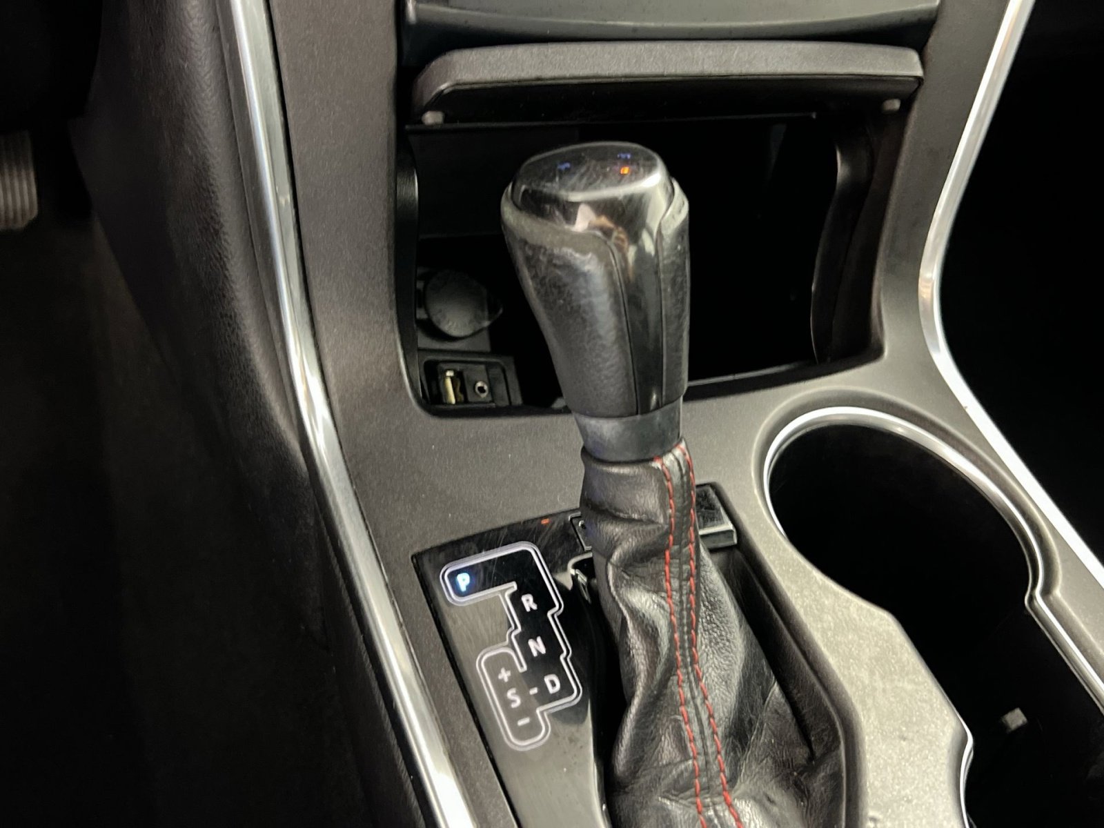 Used 2016 Toyota Camry SE image 22