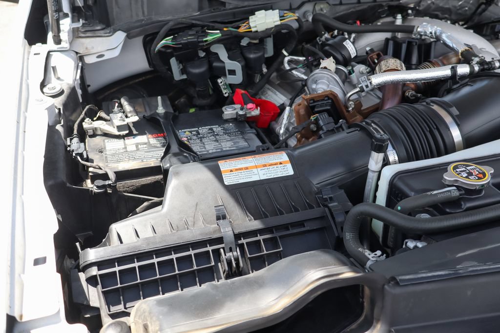 Used 2023 Ford F550 2WD Regular Cab Super Duty image 13