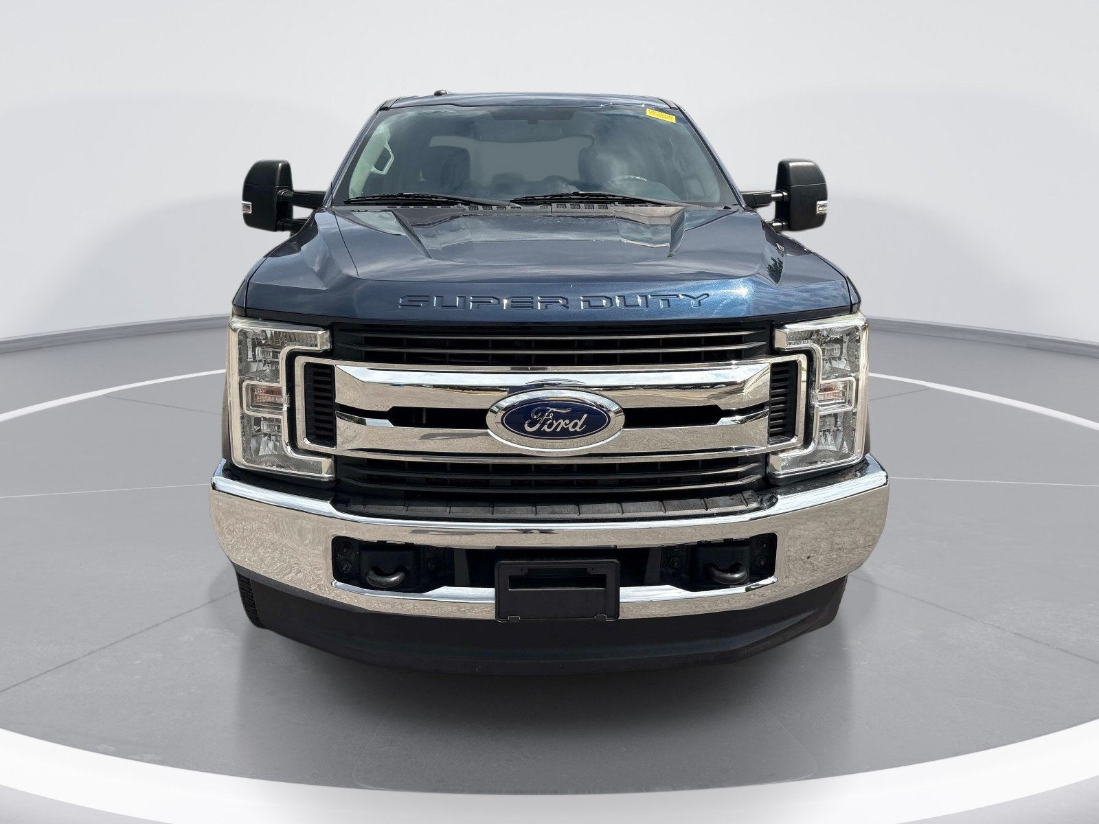 Used 2018 Ford F250 XLT AWD/4WD image 2