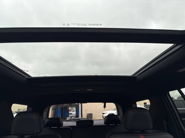 Used 2026 Chevrolet Traverse RS w/ LPO, Floor Liner Package AWD/4WD image 15