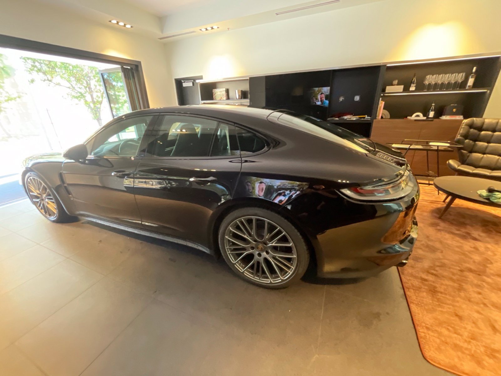 Used 2023 Porsche Panamera 4 Platinum Edition AWD/4WD image 6