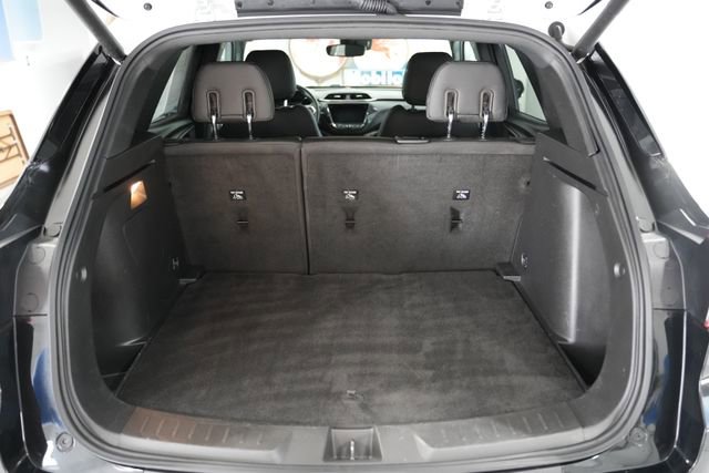 Used 2023 Chevrolet TrailBlazer ACTIV w/ Sun and Liftgate Package image 9