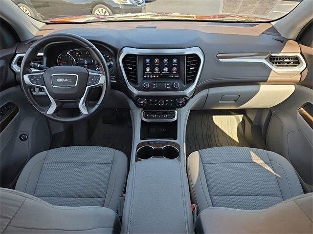 Used 2023 GMC Acadia SLE w/ Driver Convenience Package image 14