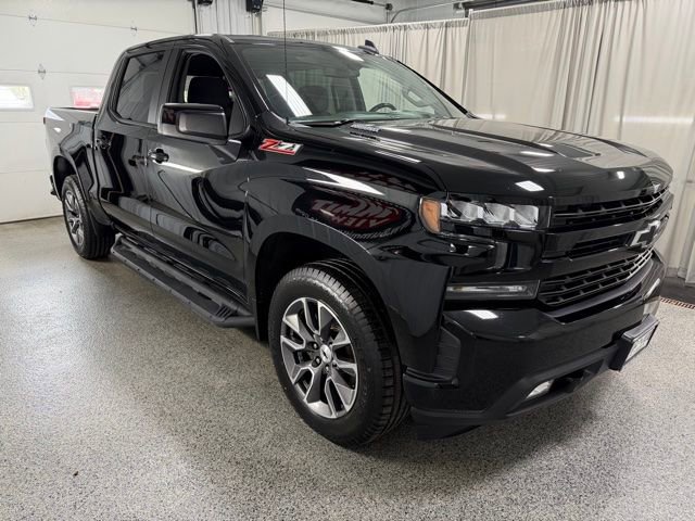 Used 2020 Chevrolet Silverado 1500 RST AWD/4WD image 3