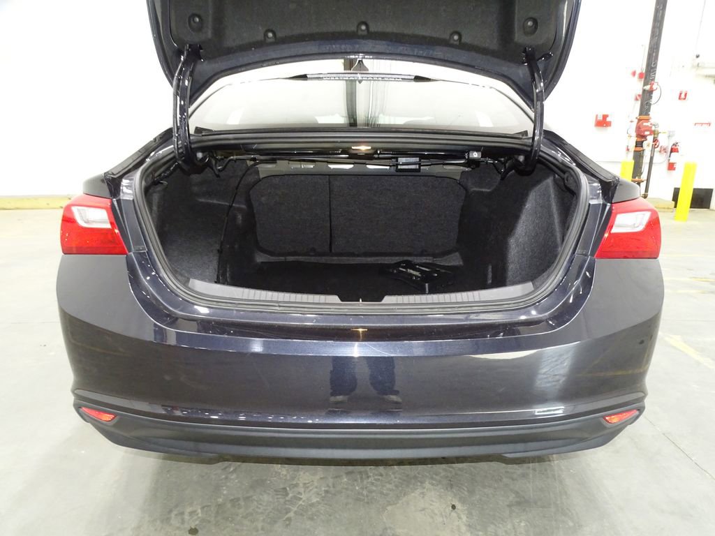 Used 2023 Chevrolet Malibu LT FWD image 13