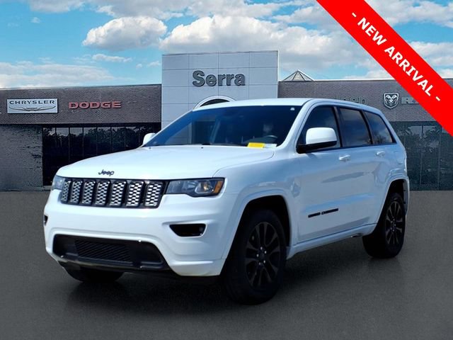 Used 2018 Jeep Grand Cherokee Altitude image 3