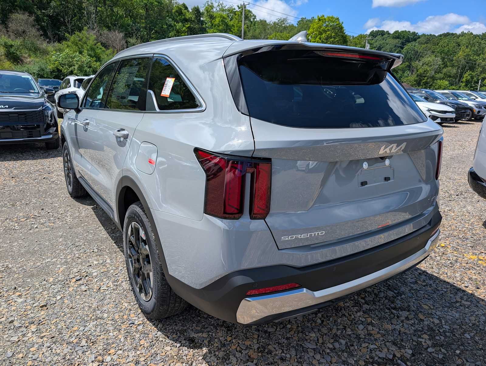 New 2026 Kia Sorento S AWD/4WD image 9
